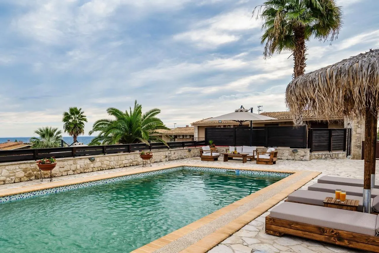 Palmrise Luxury Villas By Travel Pro Services - Nea Skioni Halkidiki