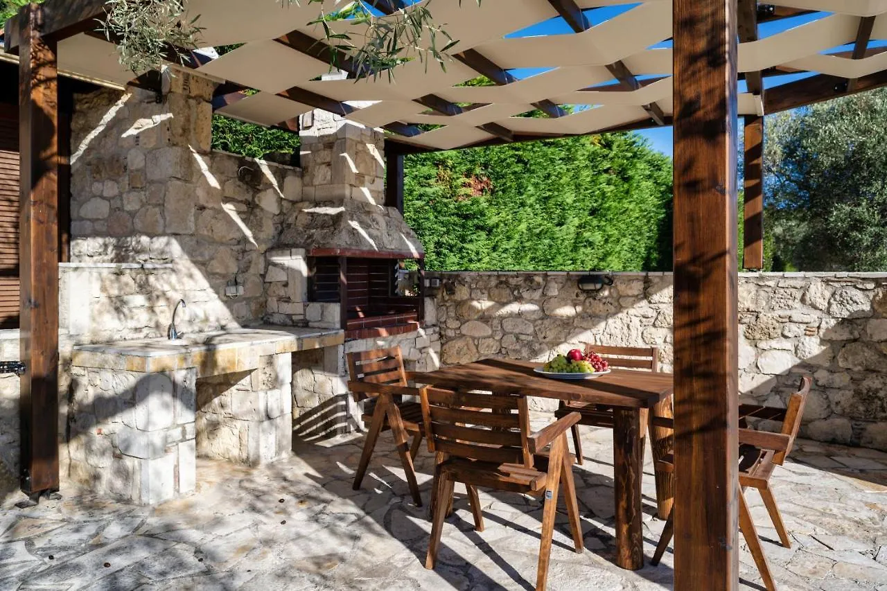 Palmrise Luxury Villas By Travel Pro Services - Nea Skioni Halkidiki